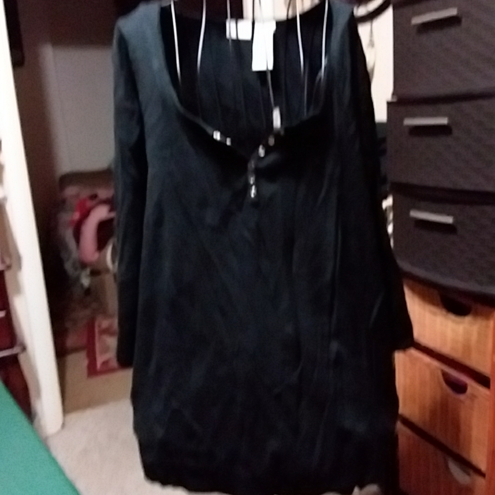Women's black sweater size 26w/28w